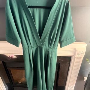 Elegant Green Jumper